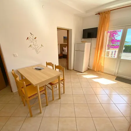 Olive House Simuni