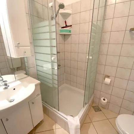 Olive House Apartamento Šimuni