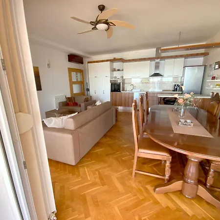 Olive House Apartman Simuni