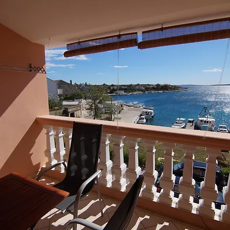 Olive House Apartman *