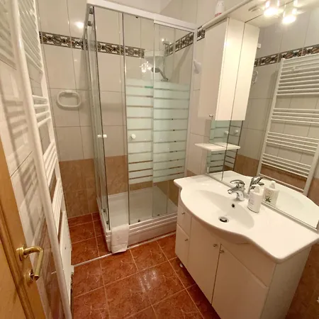 Olive House Apartament *